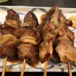 Yakitori Yoshidaya - 豚タン、豚精肉