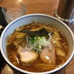 Mendokoro Bigiya - 醤油ラーメン大盛750円+100円