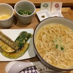 Hakata Yari Udon Bettei Kukoten - 野菜天うどん（税別602円）