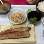 Meshi Dokoro Hakutei - ほっけ(半身)定食 900円