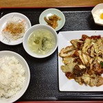 中国料理　八仙閣 - 回鍋肉定食（ランチ）680円。