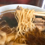 味平ラーメン - 麺リフト