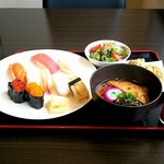 Sushi restaurant Nabe - バラエティセット