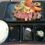 四季 - 国産特上ロースステーキランチ