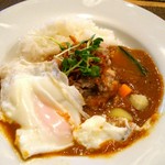 E_cafe - 山形県平牧三元豚カレーセット1000円(サラダ、スープ、ドリンク付き)