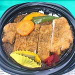 バイキング&弁当 新菜菜 - カツカレー 720円