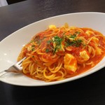 ItalianBar FOSSETTA - トマトとモッツァレラのスパゲッティ