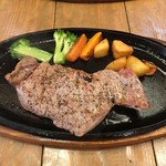 HAN'S - レアで注文したけどよく焼きで（笑）