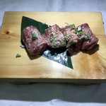 焼肉酒家　弁慶 - 厚切り上タン　￥2178