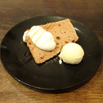 i-na Dining Bar and Cafe  Hon Atsugi Ten - シナモンシフォンケーキ