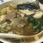 吉祥飯店 - 餃子ラーメン