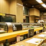 双葉寿司 - 店内（カウンター席）