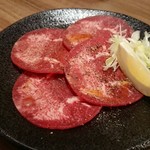 Shichirin Yakiniku Gyumaru - 塩タン