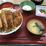 Keishokudo Asamanpuku - わらじカツ丼