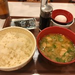 すき家 - トン汁たまかけ朝食