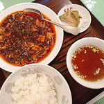 四川料理 萬来軒 - 四川マーボドーフ定食