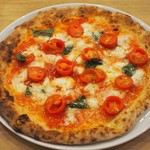 PIZZERIA LEONARDO&ぼんのみみ - 