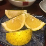 Kawateru - 味は柑橘よりも八朔寄りに近い
                      塩で酒を飲むような感じ