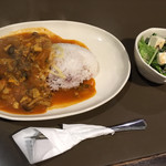 Yotsuba Cafe - とろけるチーズチキンカレー、サラダ付き