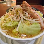 牛角 - 超盛りにんにくラーメン