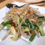 新中華料理 天福 - 小皿 野菜のピリ辛炒め