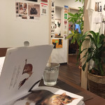 Yorimichi Cafe Nyan & Peace - 