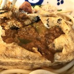 鶴の茶屋 - 大仏顔の中にはカレーが