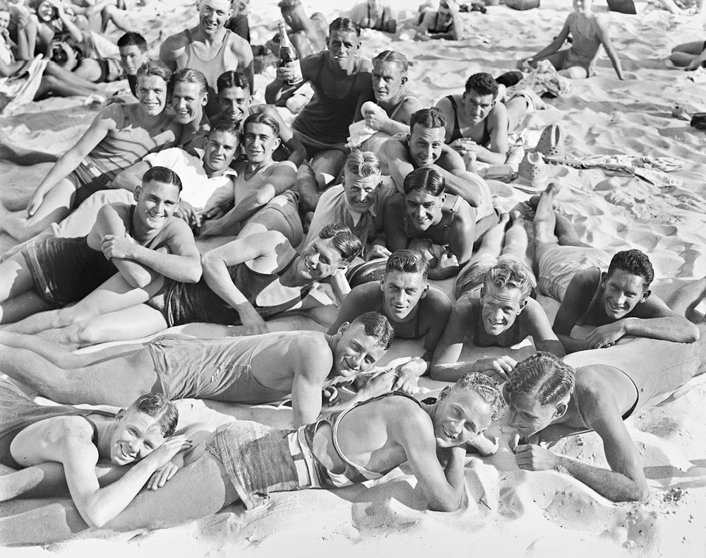 Bubbly on the Beach, 1930s