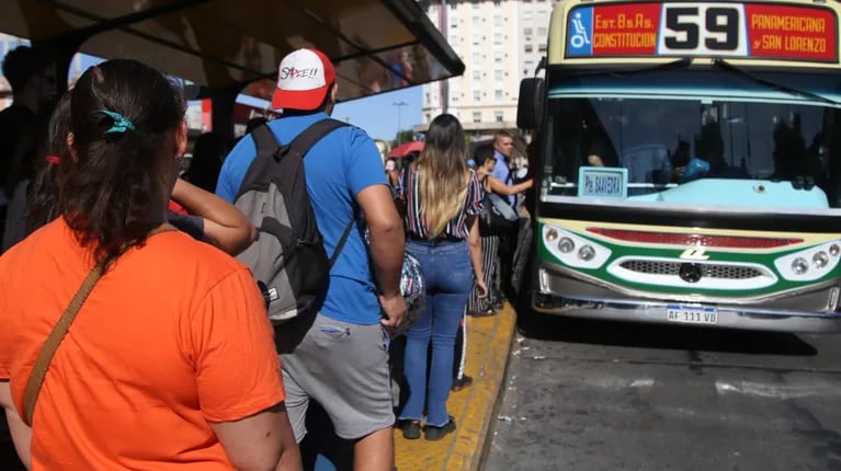 Asunción presidencial de Javier Milei: ¿cómo funcionará el transporte público este domingo? (Foto: NA).