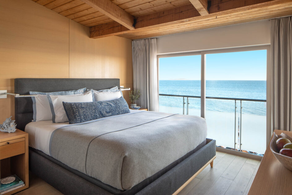 King Suite Guestroom at Malibu Beach Inn