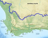 Kaart van die Wes-Kaap waarop die Kaapse Plooiberge aangedui word. Dit is nie deel van die Groot Eskarp nie (dié word in blou aangetoon). Die Kaapse Plooigordel strek so ver oos as Port Elizabeth, sowat 150 km buite die regterkant van die kaart.
