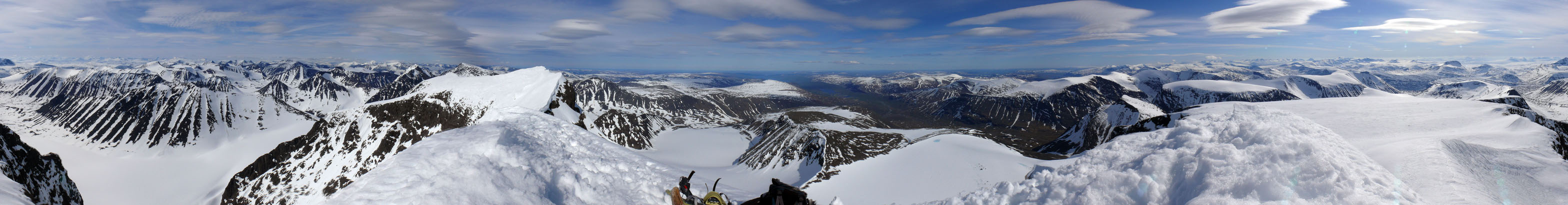Panorama-Blick vom Gipfel des Berges, Juni 2007