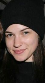 Alexis Knapp (cropped).jpg