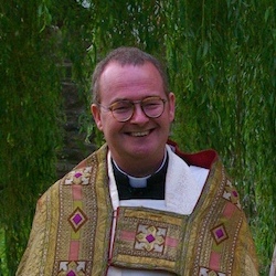 David McGladdery vikar crkve u Monmouthu (Wales)
