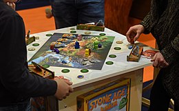 Das Spiel Stone Age Junior, gespielt bei der Spiel '17 in Essen.