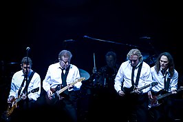 Van links naar rechts: Glenn Frey, Don Henley, Joe Walsh en Timothy B. Schmit tijdens een optreden in 2008