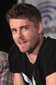 Luke Mitchell interpreta Mitchell Ripley