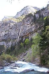 Bujaruelo Valley. Cascade of "Salto de Carpin". Ara river.