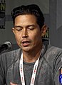 Anthony Ruivivar interpreta Henry Knox