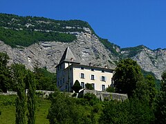 Château de Montbives.