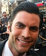 Wes Bentley dans le rôle du détective John Lowe