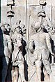 Konstantino triumfo arkos bareljefas, kuriame pavaizduoti keli signiferiai