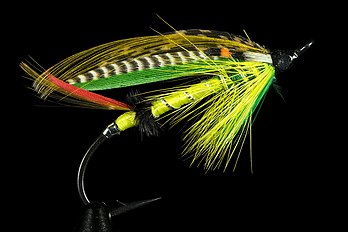 Une mouche (dénommée Green Highlander) destinée à la pêche au saumon. (définition réelle 3 504 × 2 336)