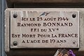 Plaque no 105 commémorant la mort du FFI Raymond Bonnand en 1944.