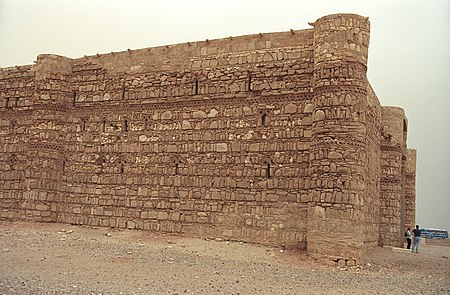 English: Qasr Kharana , Jordan Polski: zamek pustynny, Qasr Kharana , Jordania