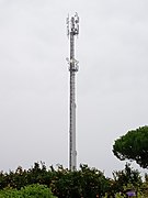 Torre de estacao base Vodafone no Algarve.jpg