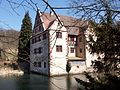 Wasserschloss Oberaulenbach, Schlossansicht Südwestseite und Wassergraben