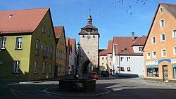 Leutershausen, market place with the historic town gate