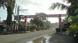 Welcome arch