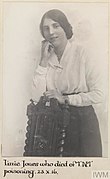 Lizzie Jones, Munitions work. Died of TNT poisoning 23 October 1916.jpg